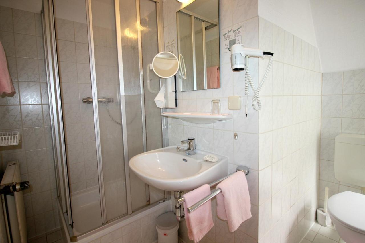 Hotel-Garni Haus Johanna Einbeck Buitenkant foto